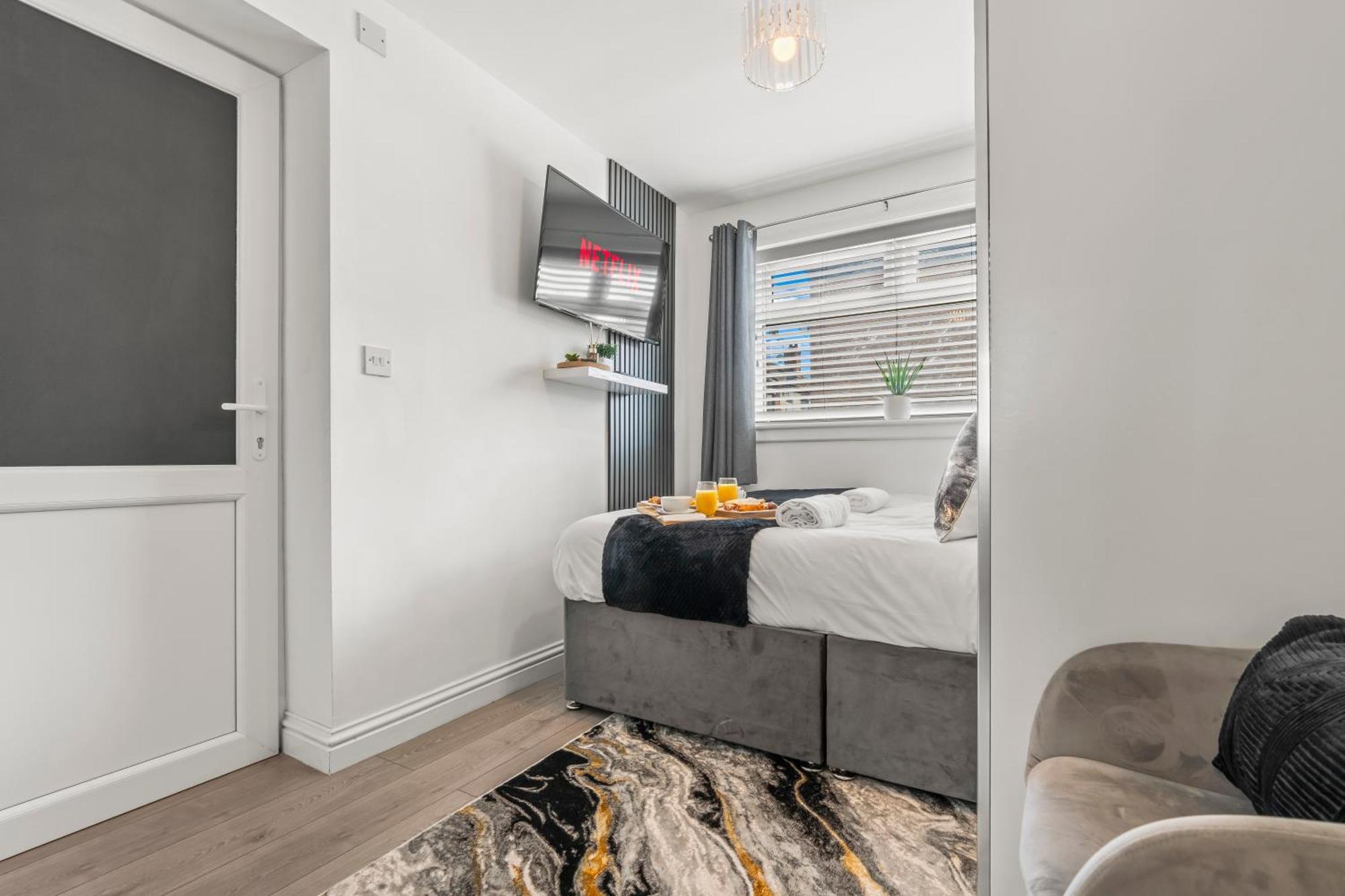 City Centre House, Parking With Ev, Free Wifi, Netflix Coventry Exteriér fotografie