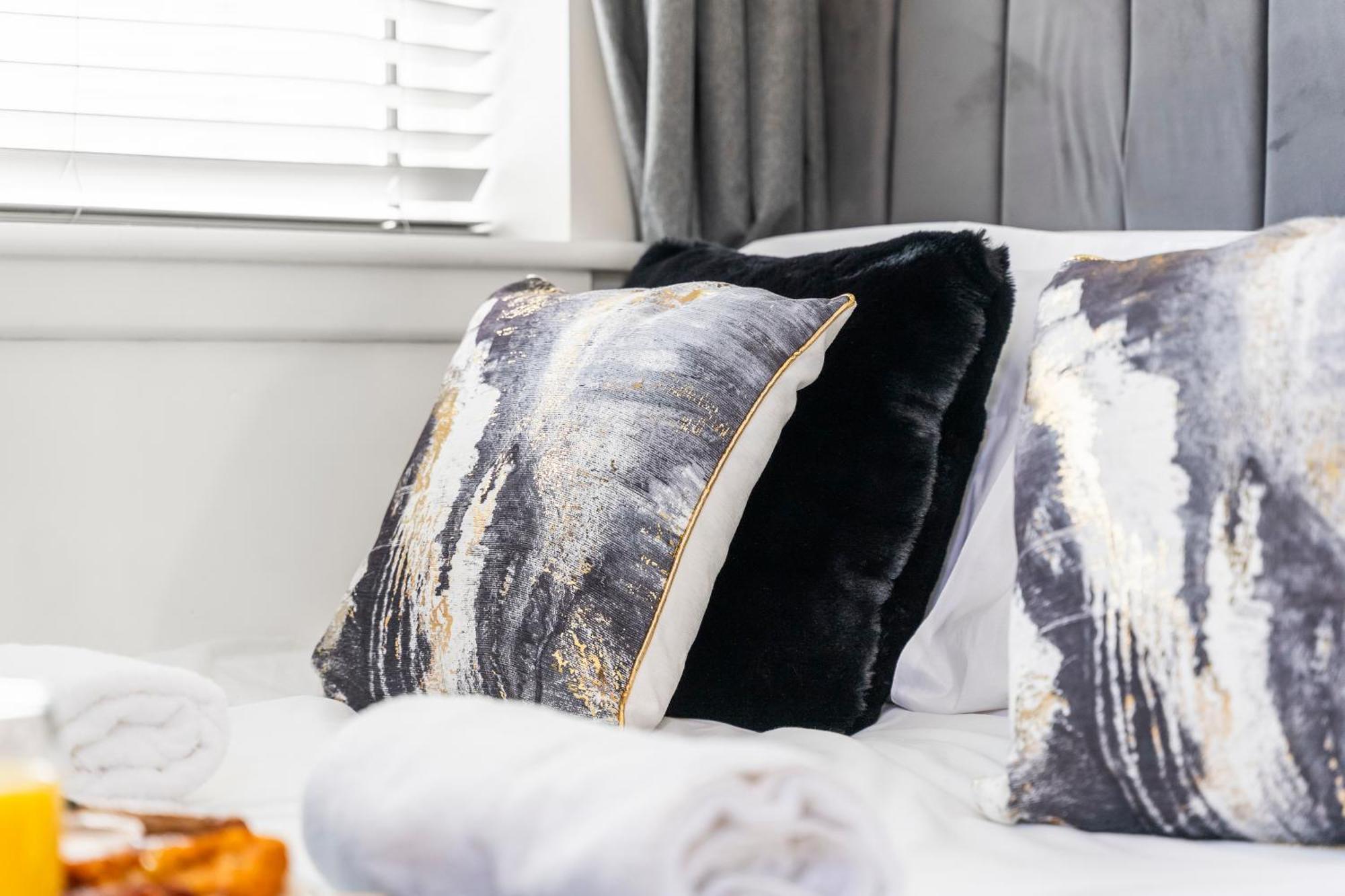 City Centre House, Parking With Ev, Free Wifi, Netflix Coventry Exteriér fotografie